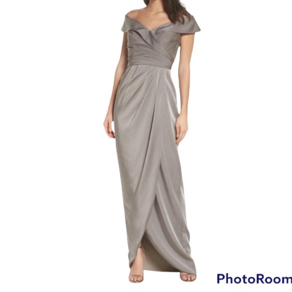 Le Femme 25206 pewter dress size 10